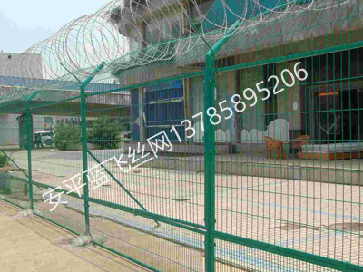 框架護欄網(wǎng)-3.jpg