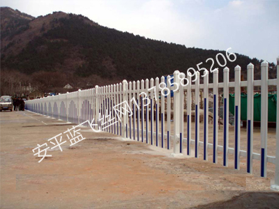 PVC護欄-1.jpg